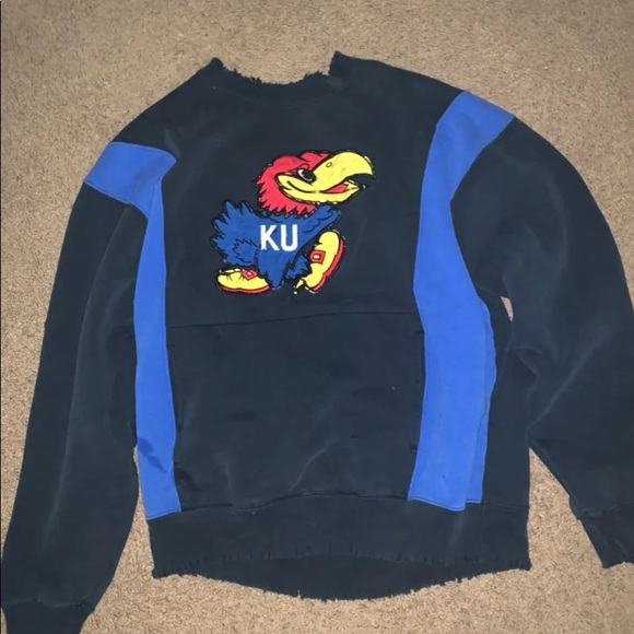 LF Tops - KANSAS SWEATSHIRT